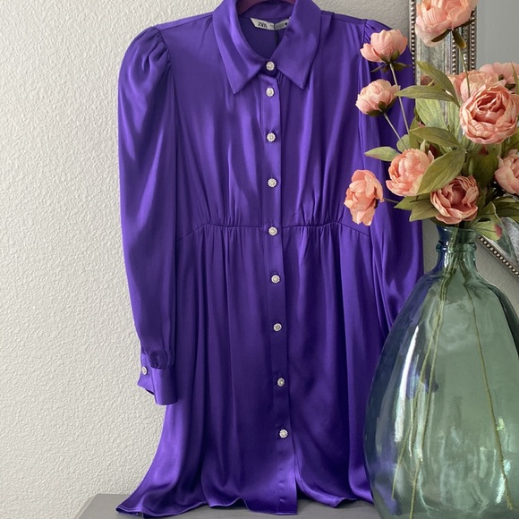 Satin effect shirt dress - Picture 2 of 11